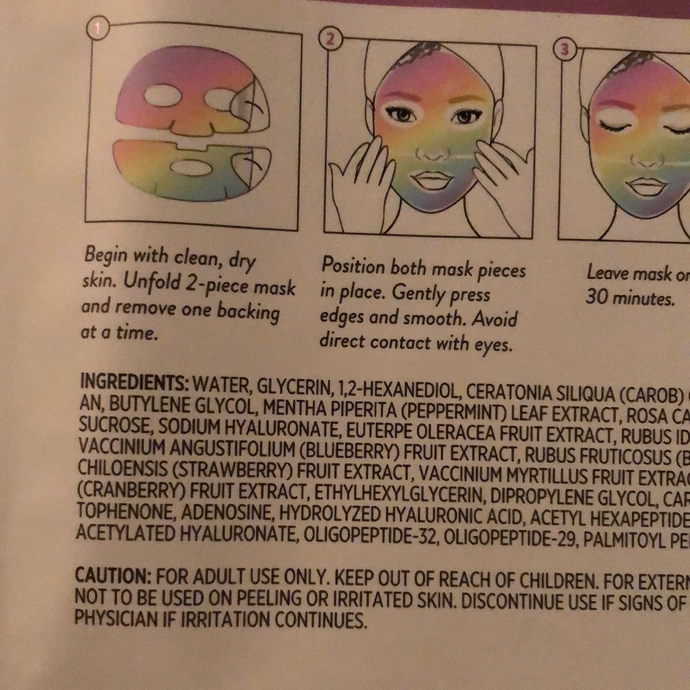 **FREE** Modern Expressions Mask - Hydrate & Glow - Picture 3 of 8